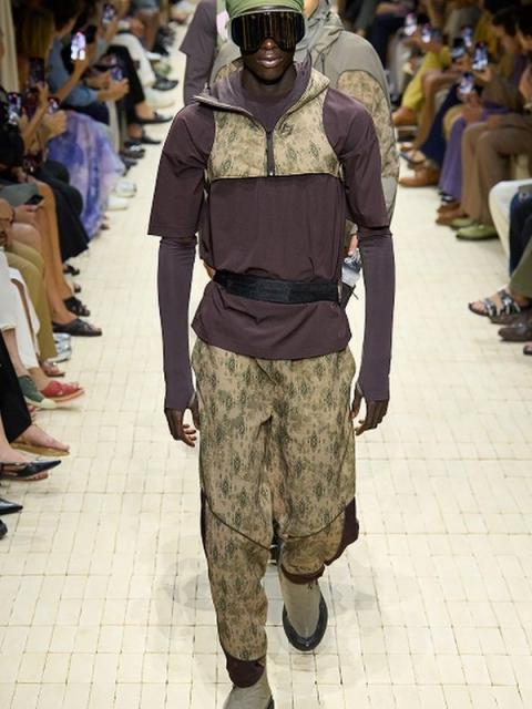 Коллекция Emporio Armani Menswear весна-лето 2026 (107887-emporio- armani-ss-03.jpg)